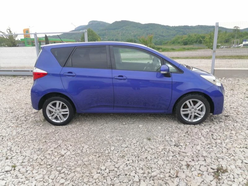 Toyota Verso S 1.4 EURO-5A - изображение 7