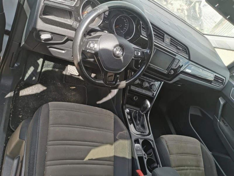 VW Touran 2.0TDI, DSG, 2017г., 150кс. - 11 лв. - 50100183 | Car24.bg