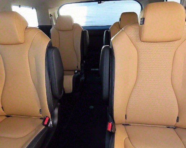 Kia Carnival 2, 2 Diesel  8  | Mobile.bg   16