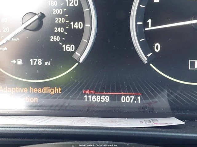 BMW 535 FACELIFT/LOW KM/XDRIVE, снимка 14 - Автомобили и джипове - 53269630