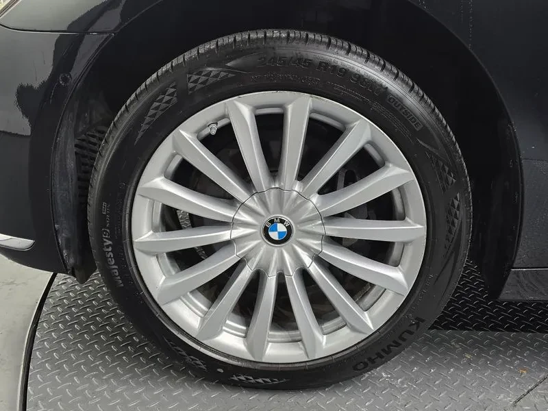 BMW 740 (G11) 740Li xDrive, снимка 5 - Автомобили и джипове - 55229287
