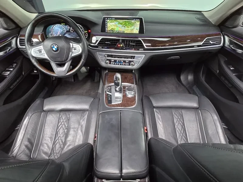 BMW 740 (G11) 740Li xDrive, снимка 7 - Автомобили и джипове - 55229287