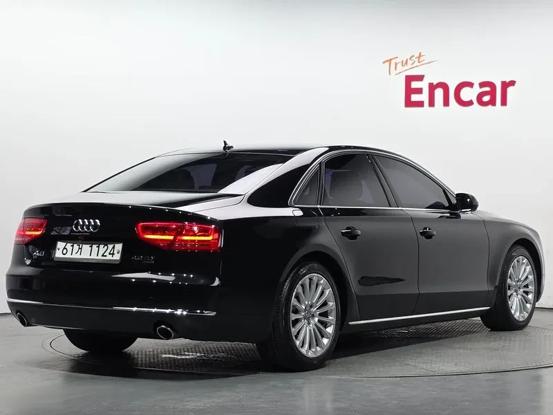 Audi A8  4.2 Tdi Quattro D4, снимка 2 - Автомобили и джипове - 55536584