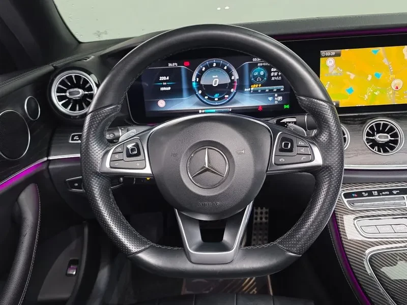Mercedes-Benz E 220 D Coupe, снимка 14 - Автомобили и джипове - 56091858