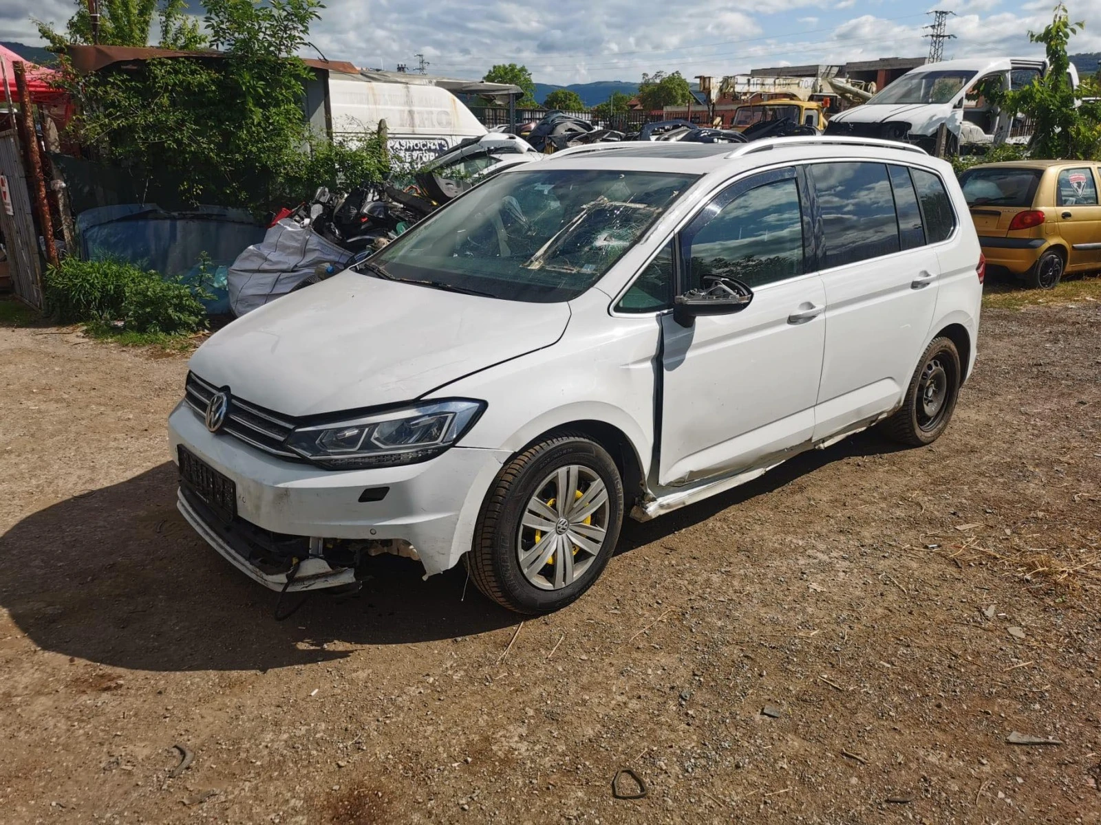 VW Touran 2.0TDI, DSG, 2017г., 150кс. - изображение 5