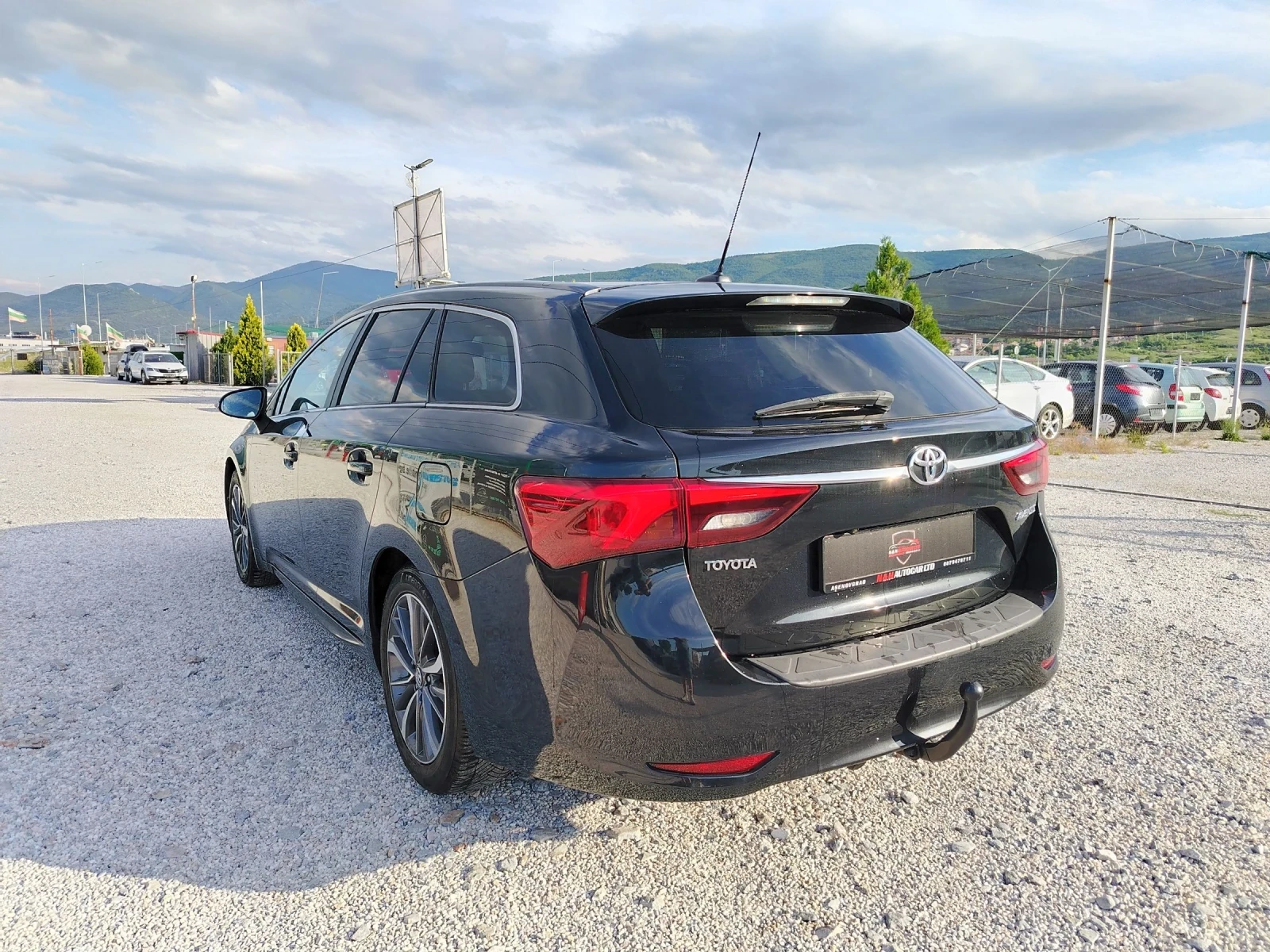 Toyota Avensis 2.0 D-4D 143 hp - изображение 9