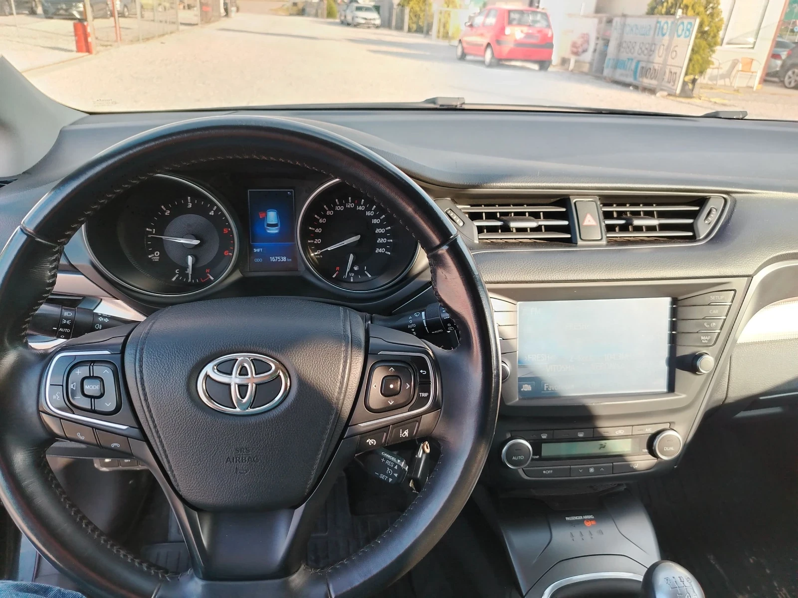 Toyota Avensis 2.0 D-4D 143 hp - изображение 10