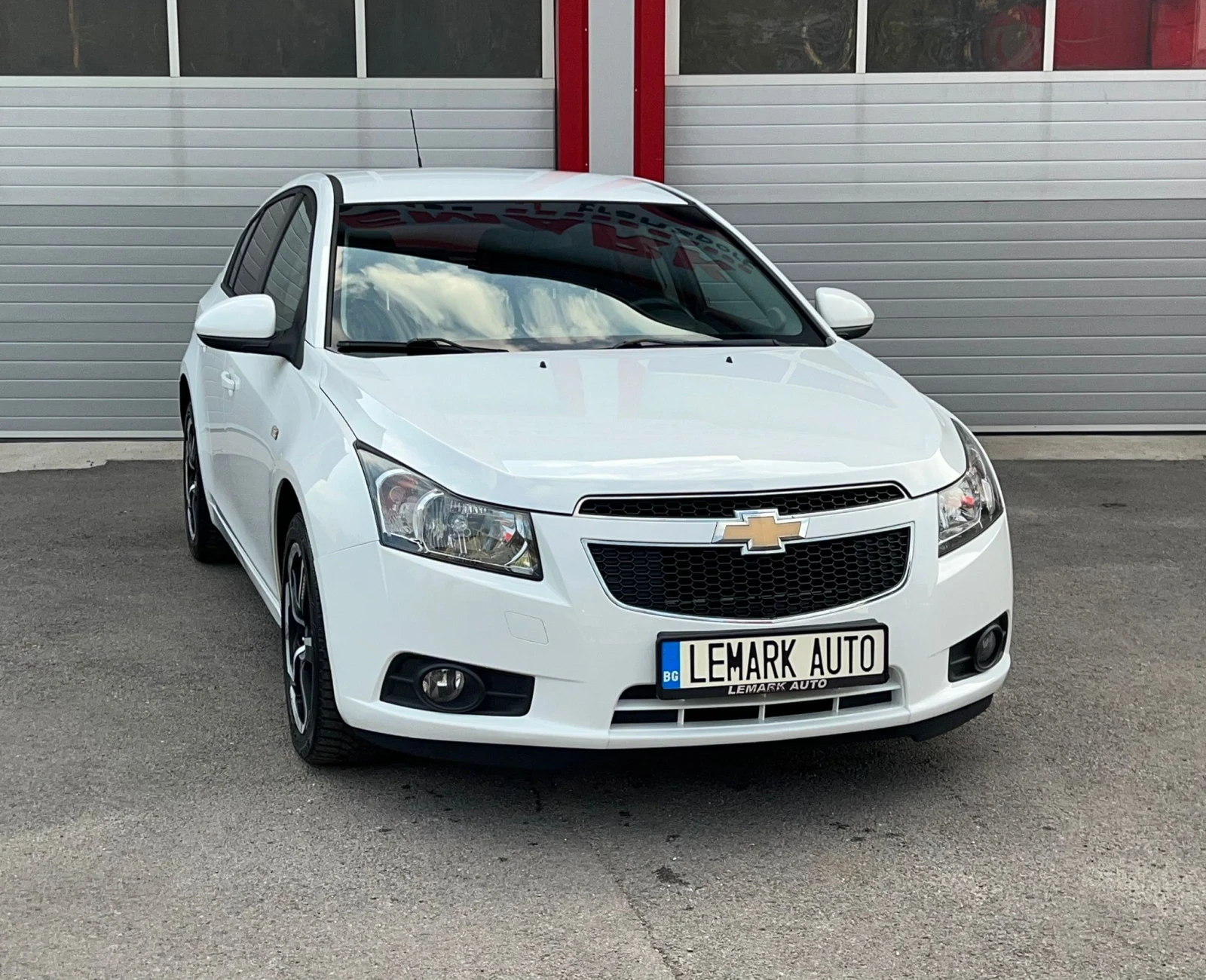 Chevrolet Cruze 1.7D KLIMATRONIK 6-СКОРОСТИ EVRO 5B ЛИЗИНГ!!! - изображение 5