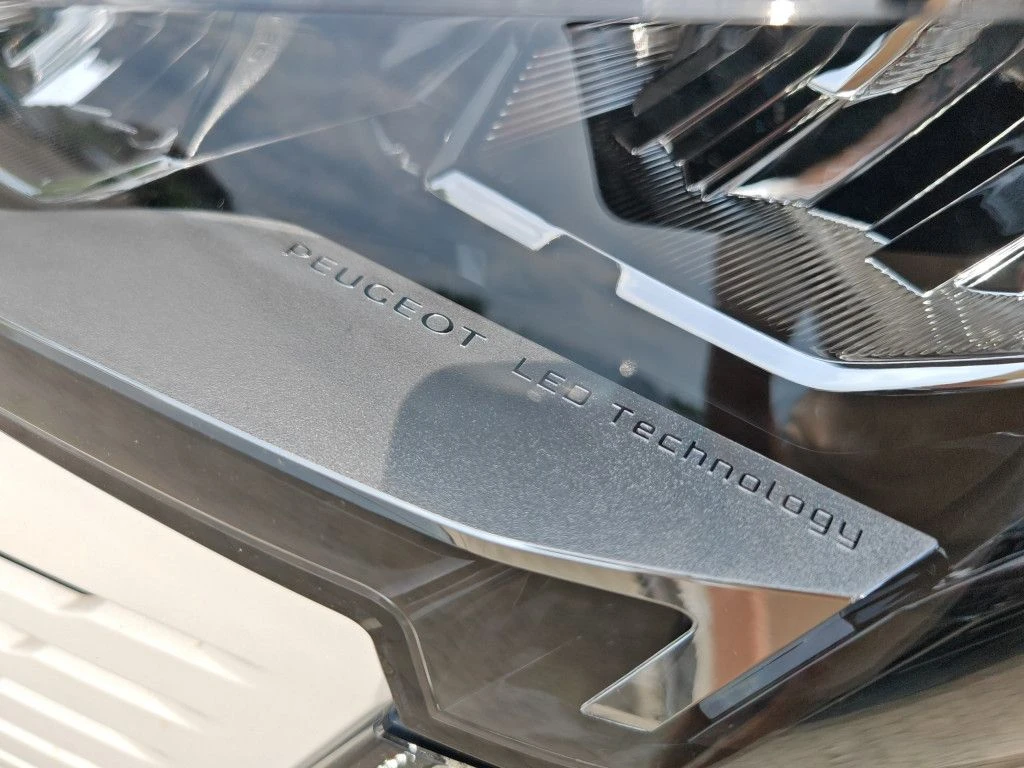 Peugeot 5008 BlueHDI/131HP/EAT-8/DAB/CAM/7S./VCONTROL/LED/243f - изображение 6