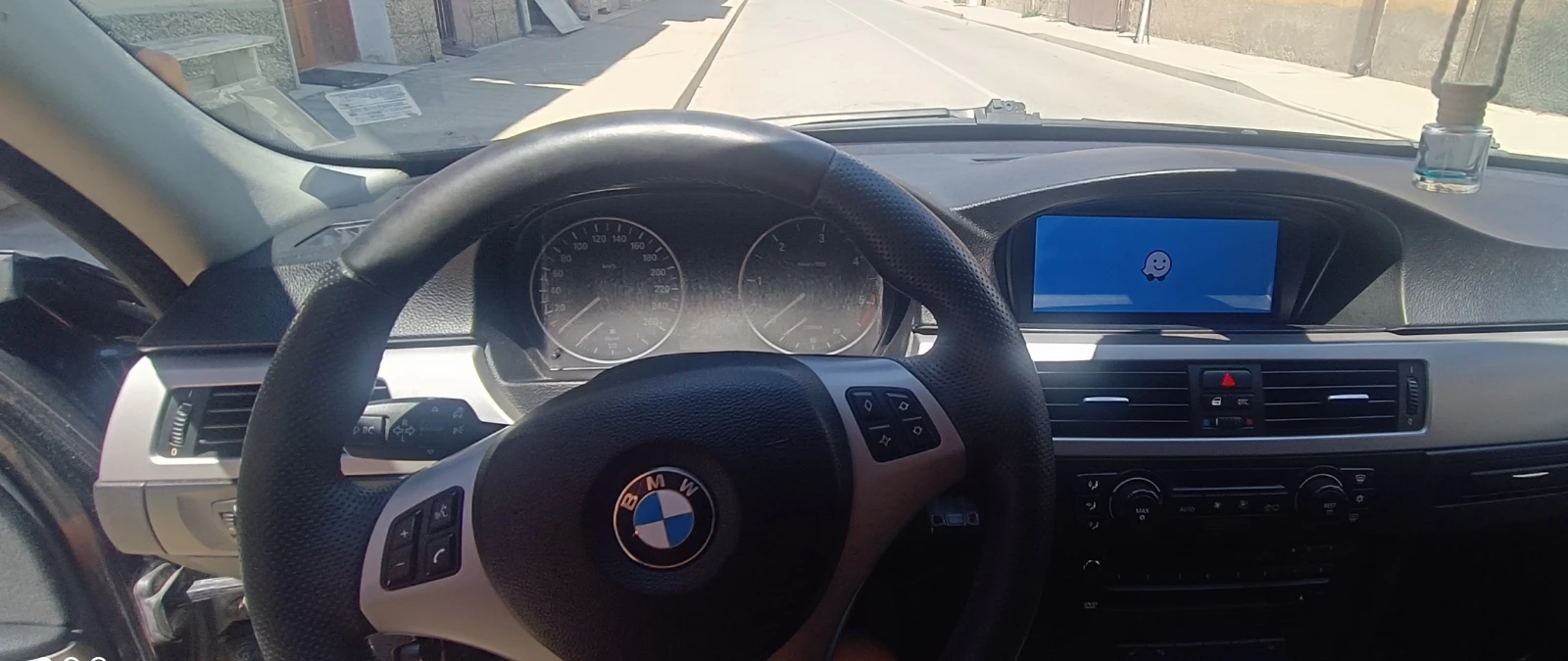 BMW 320  - изображение 5