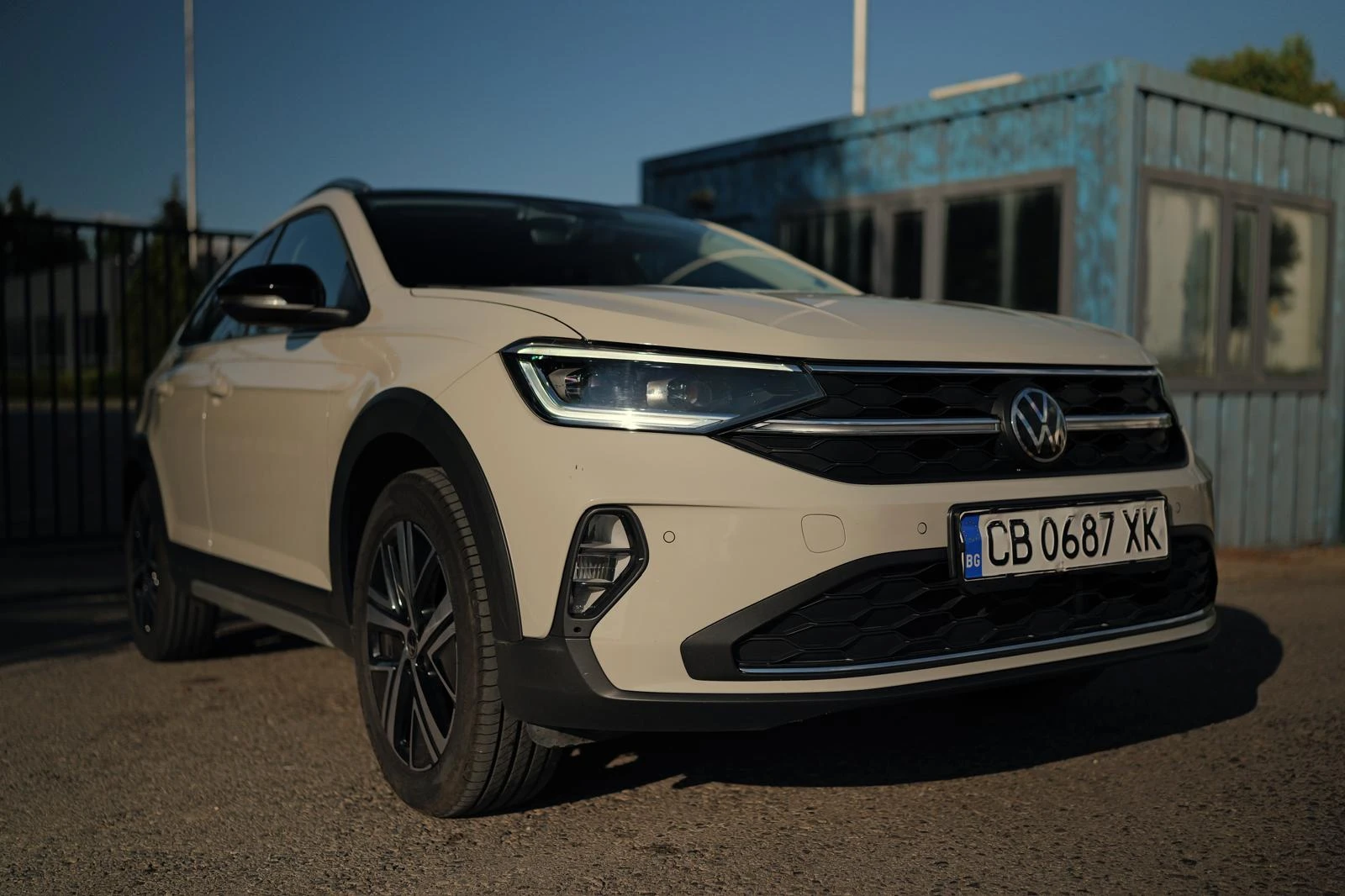 VW Taigo STYLE Edition / Гаранционен / Лизинг през Порше - изображение 5