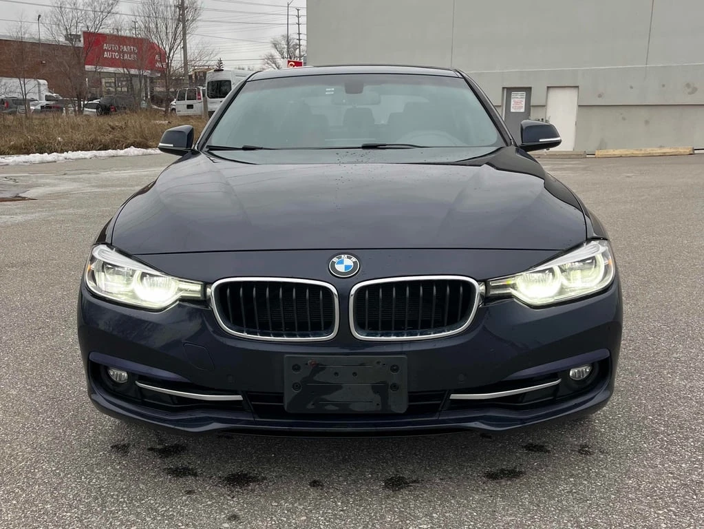 BMW 330 * 330i xDrive * CARFAX * ���� �� �� | Mobile.bg � ����������� 2