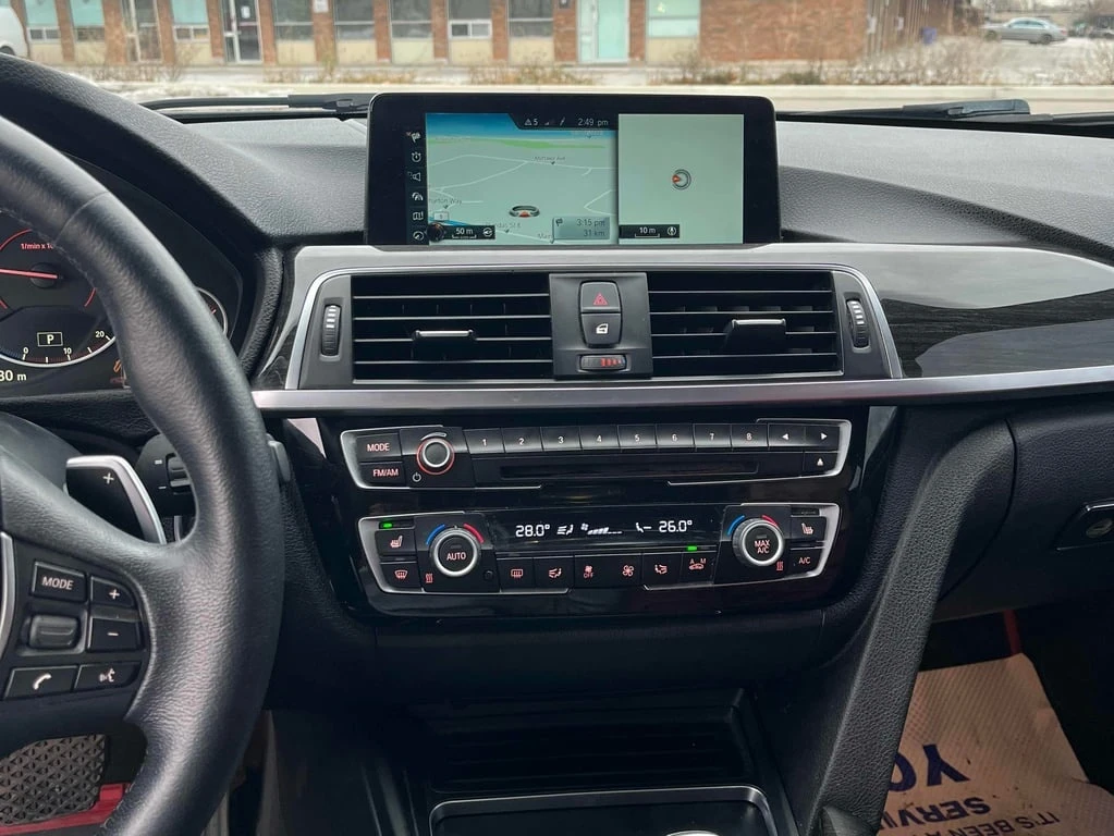 BMW 330 * 330i xDrive * CARFAX * ���� �� �� | Mobile.bg � ����������� 8