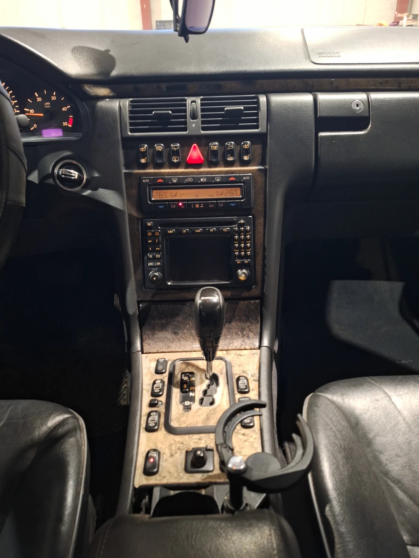 Mercedes-Benz E 320 � 320 | Mobile.bg � ����������� 11