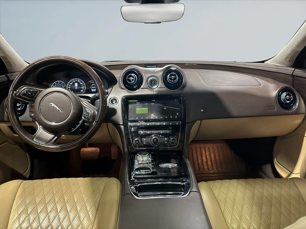 Jaguar Xj AWD * R-SPORT * АвтоКредит* (ЦЕНА ДО БГ) - изображение 10