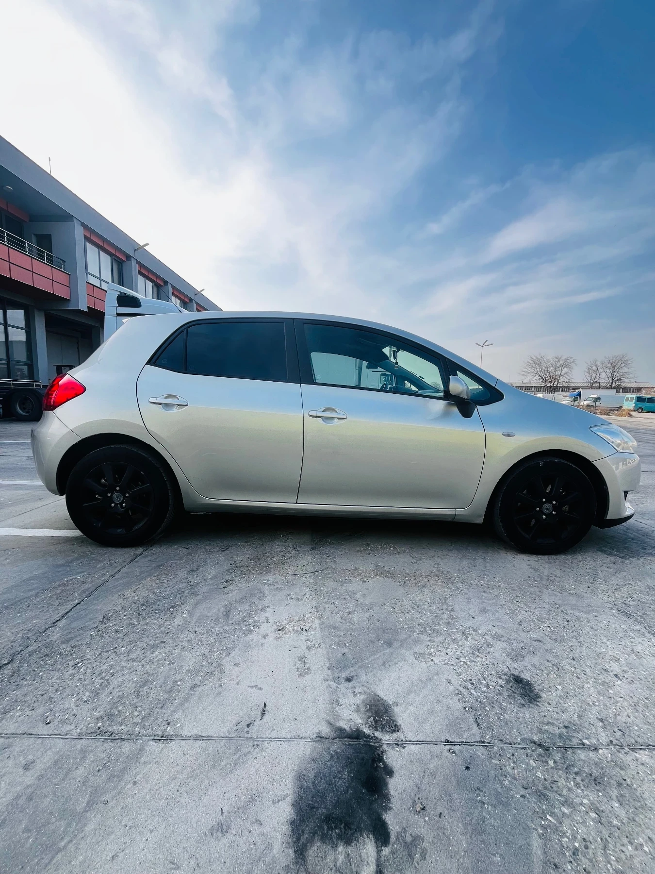 Toyota Auris | Mobile.bg � ����������� 5