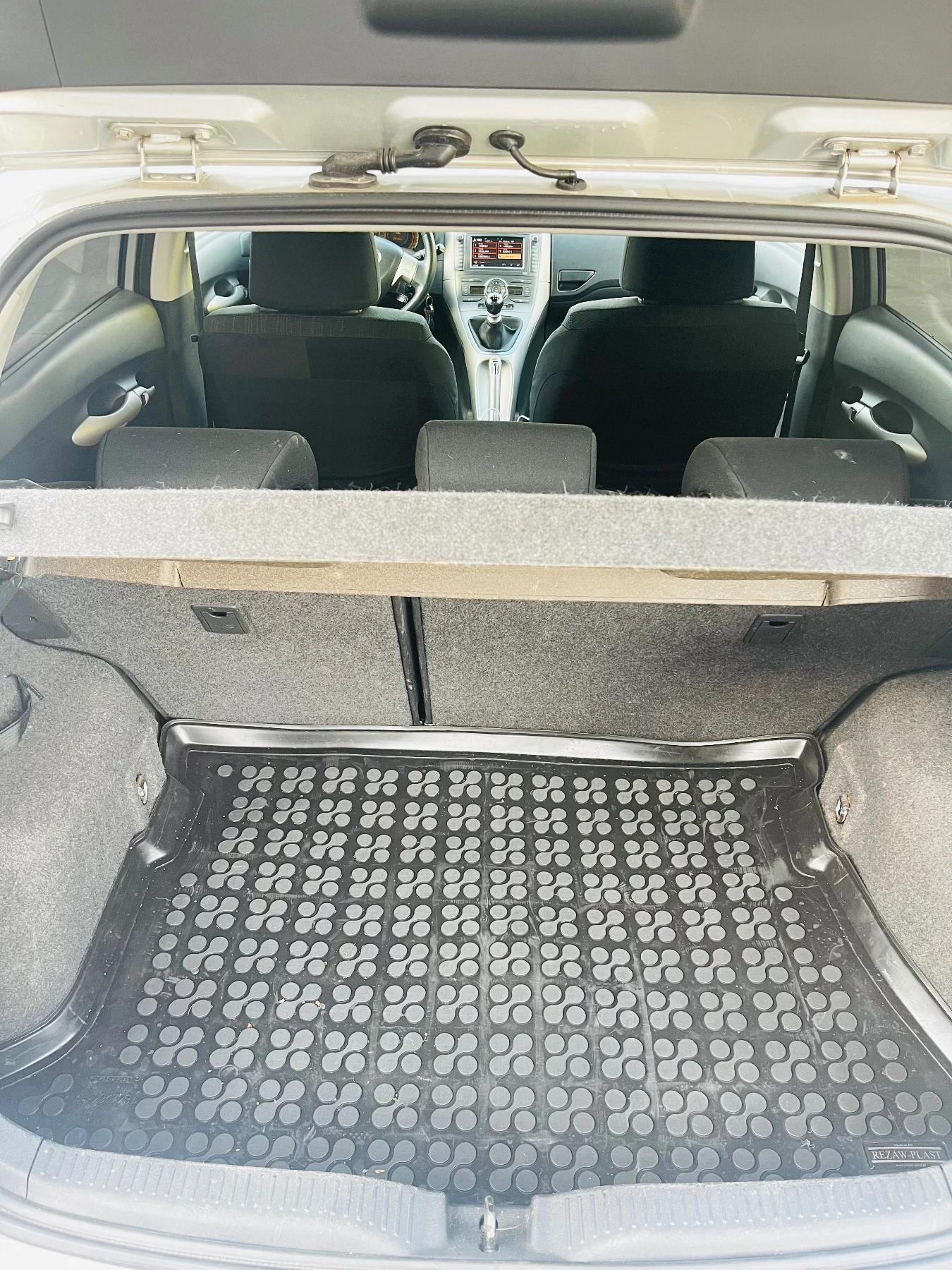 Toyota Auris | Mobile.bg � ����������� 9