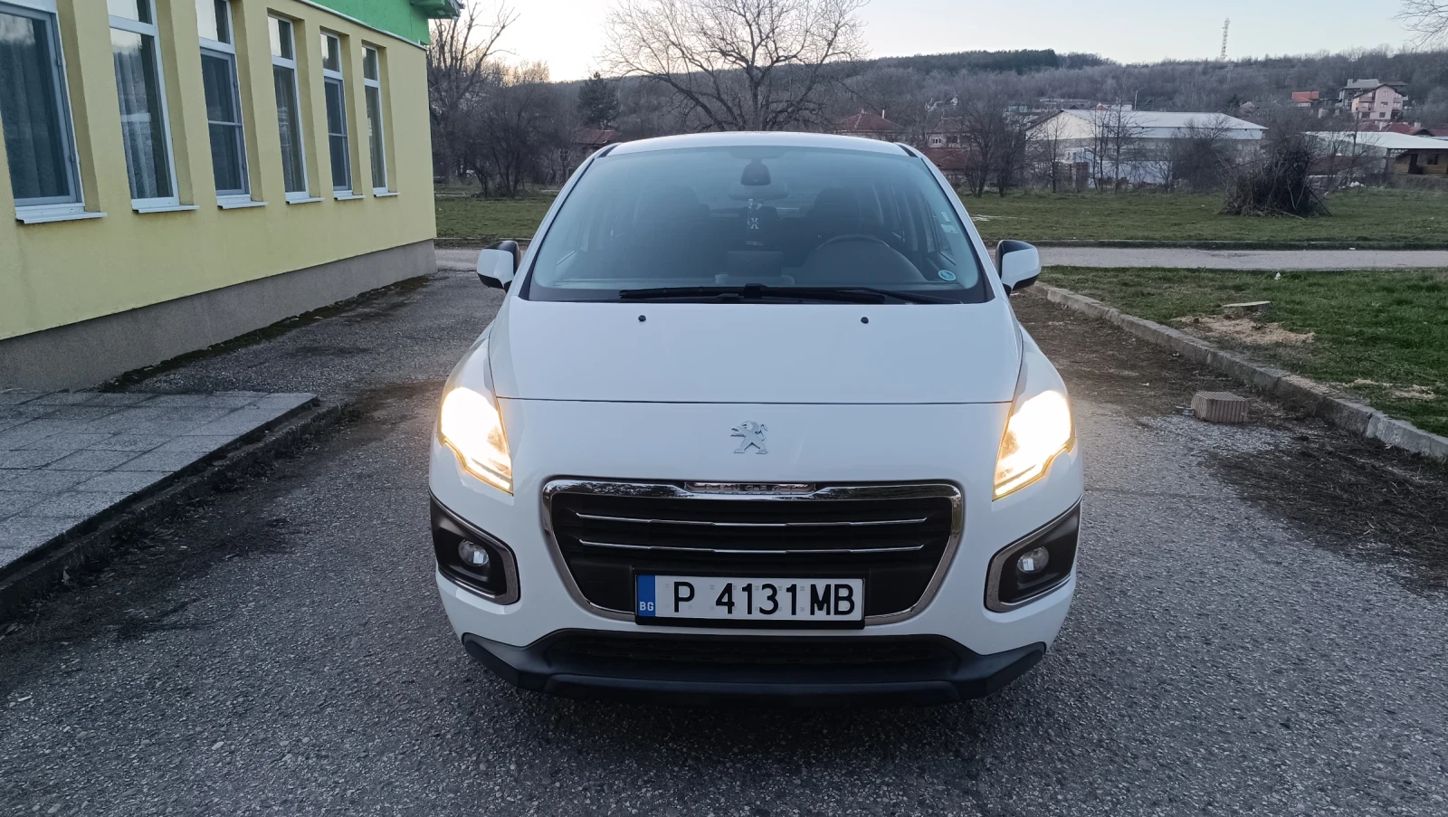 Peugeot 3008 1.6 еHDI, снимка 2 - Автомобили и джипове - 53917452