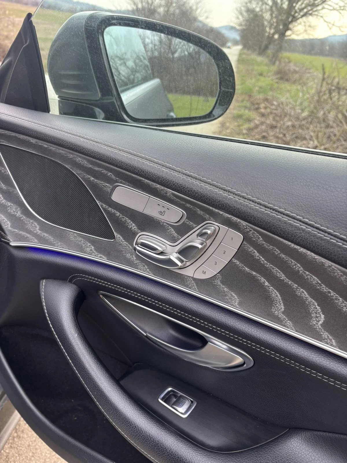 Mercedes-Benz CLS 350 AMG 4 MATIC - CLS 400, снимка 17 - Автомобили и джипове - 53922161