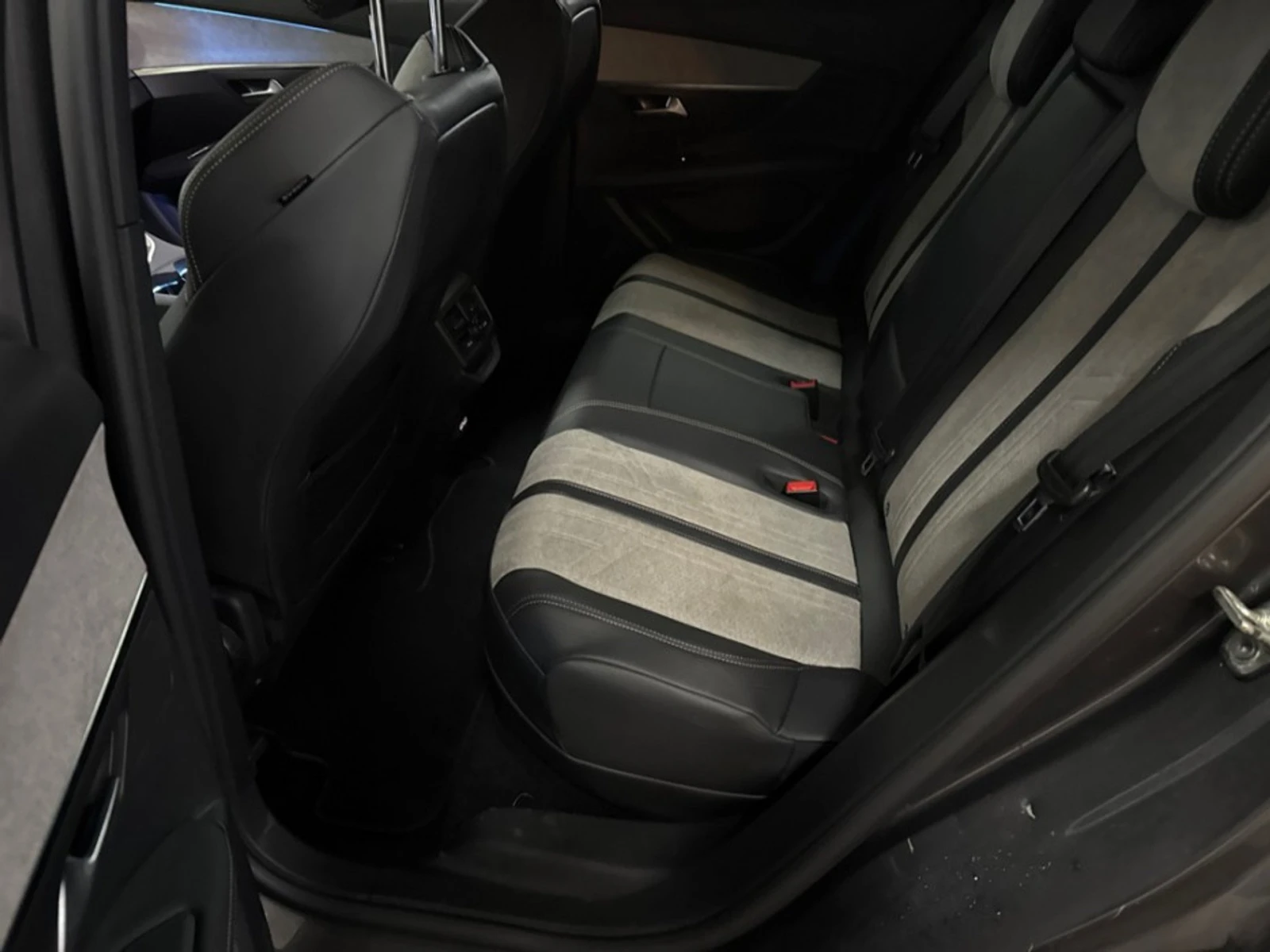 Peugeot 3008 1.6 GT, снимка 10 - Автомобили и джипове - 54189798