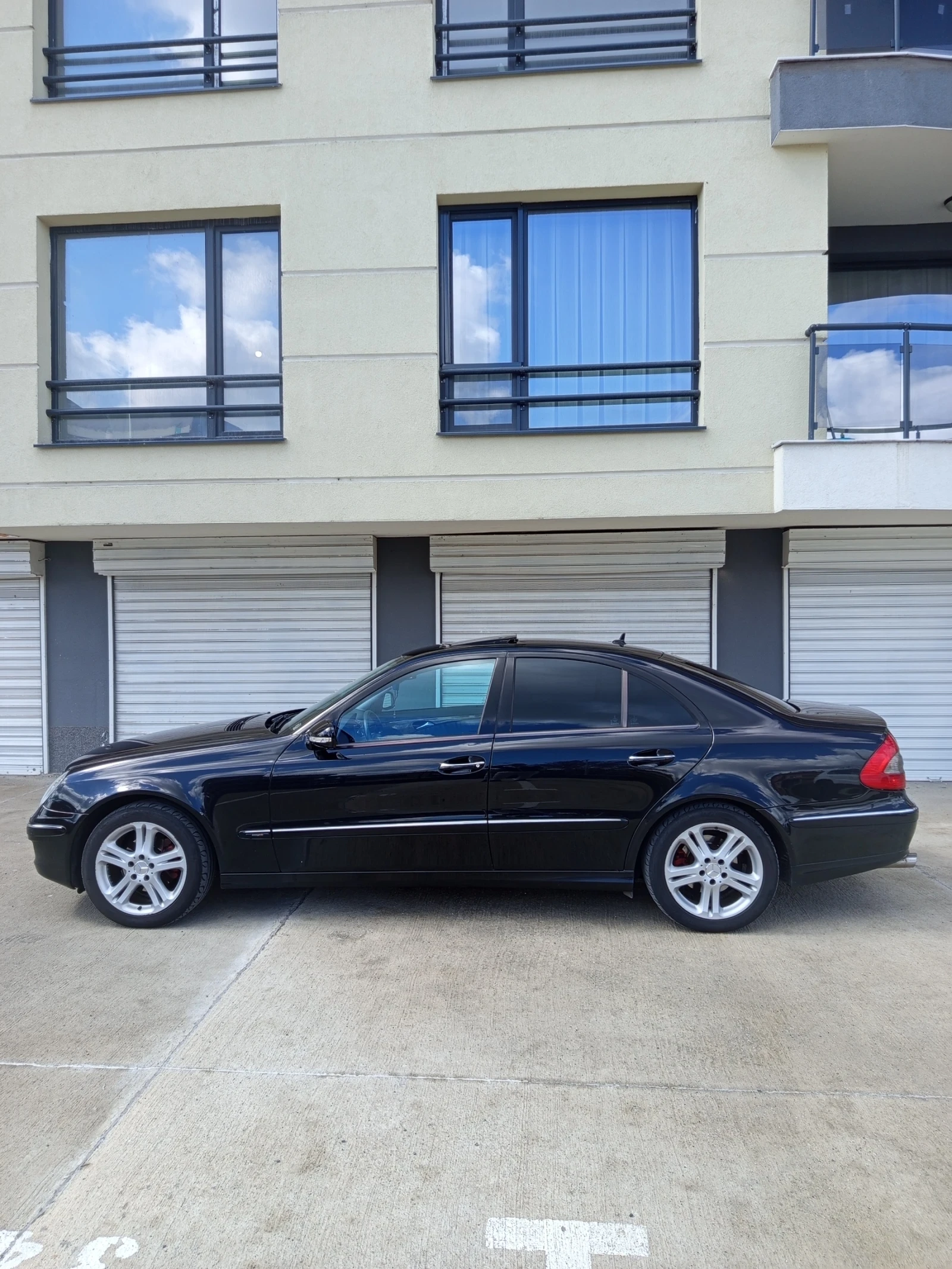 Mercedes-Benz E 280, снимка 8 - Автомобили и джипове - 54458802