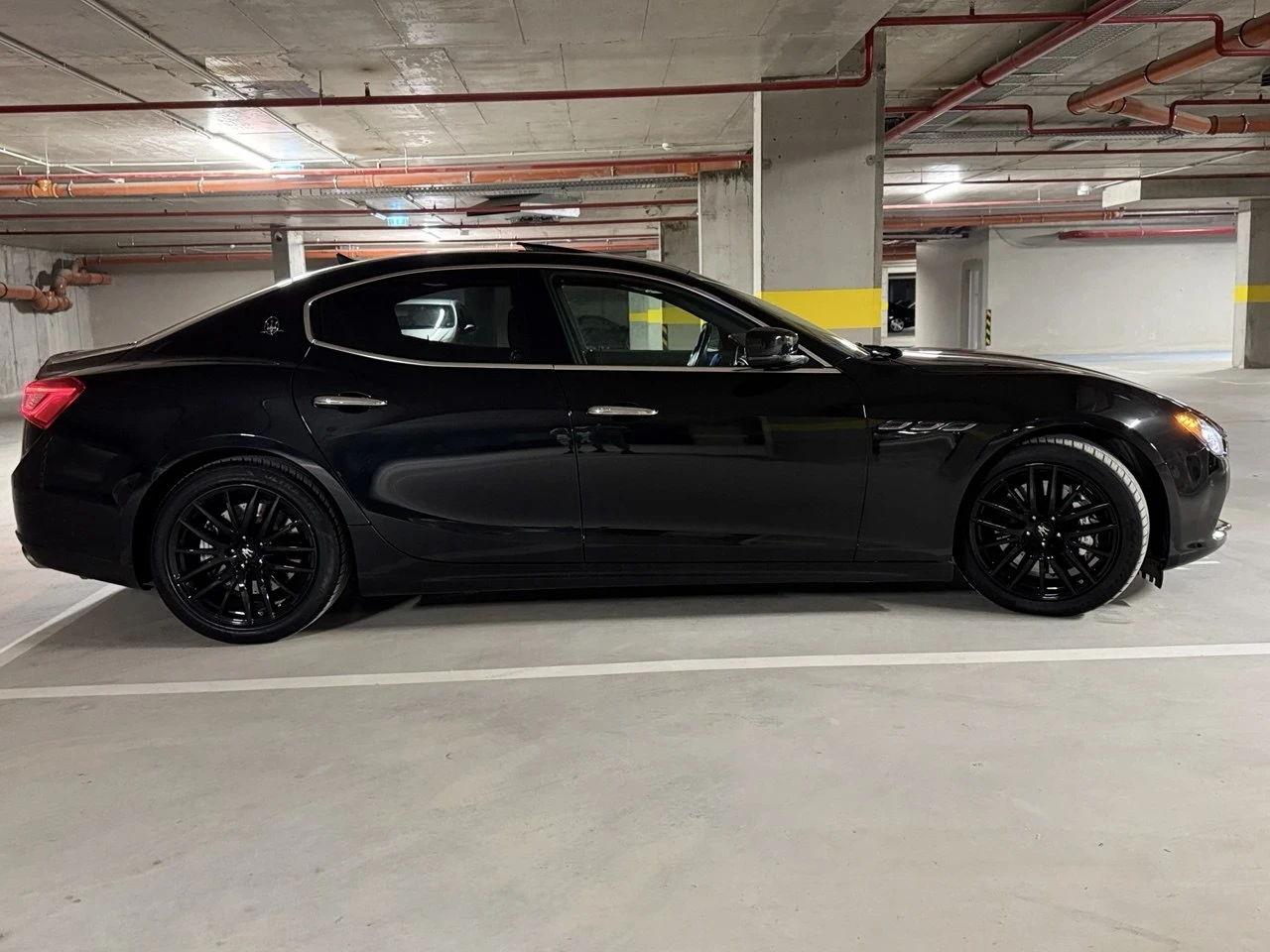 Maserati Ghibli SQ4, снимка 4 - Автомобили и джипове - 54730985
