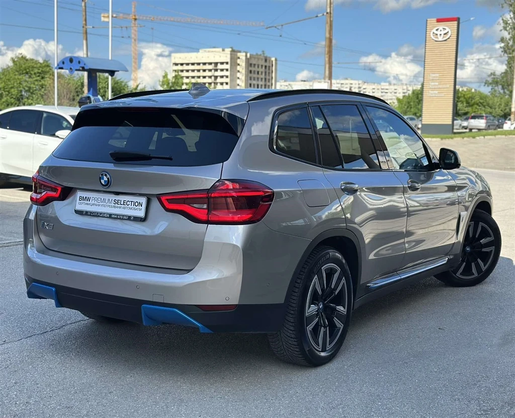 BMW iX3, снимка 2 - Автомобили и джипове - 54754272