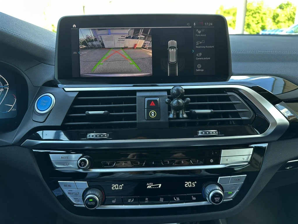BMW iX3, снимка 10 - Автомобили и джипове - 54754272