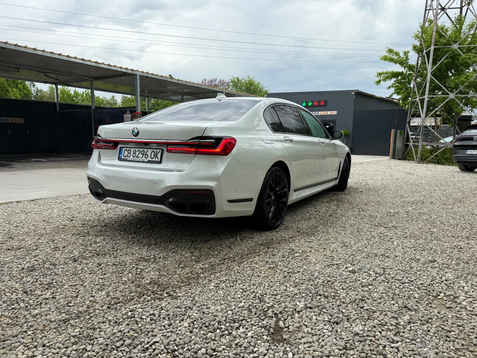 BMW 740 M пакет фейслифт, снимка 3 - Автомобили и джипове - 55185580