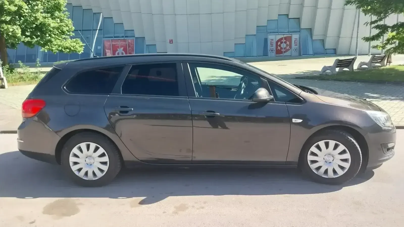 Opel Astra, снимка 4 - Автомобили и джипове - 55365061