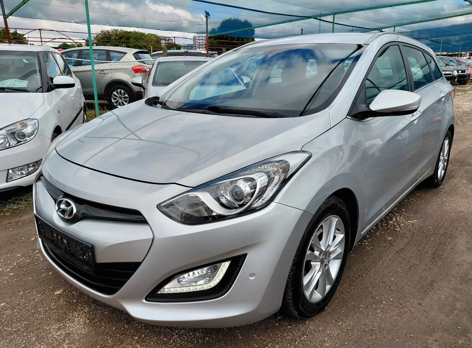 Hyundai I30 1.6GDI  * AUTOMAT* ГАЗ* ANDROID* , снимка 3 - Автомобили и джипове - 55390902