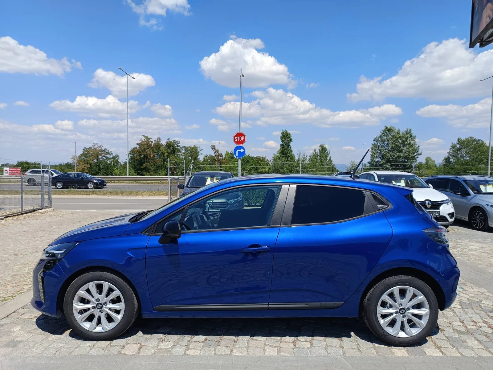 Renault Clio 1.0TCe/ 90к.с., снимка 7 - Автомобили и джипове - 55551973