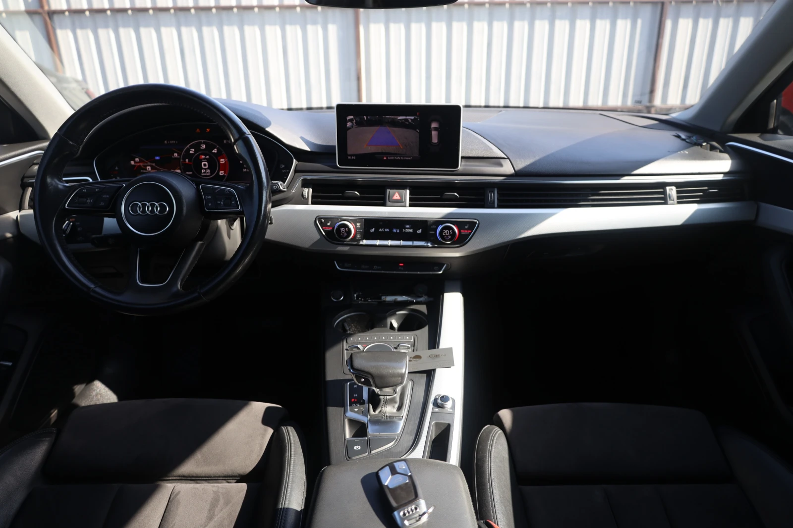 Audi A4 2.0 TDI KeyGO KAM SzH Alcantara Blind Lane #iCarbg