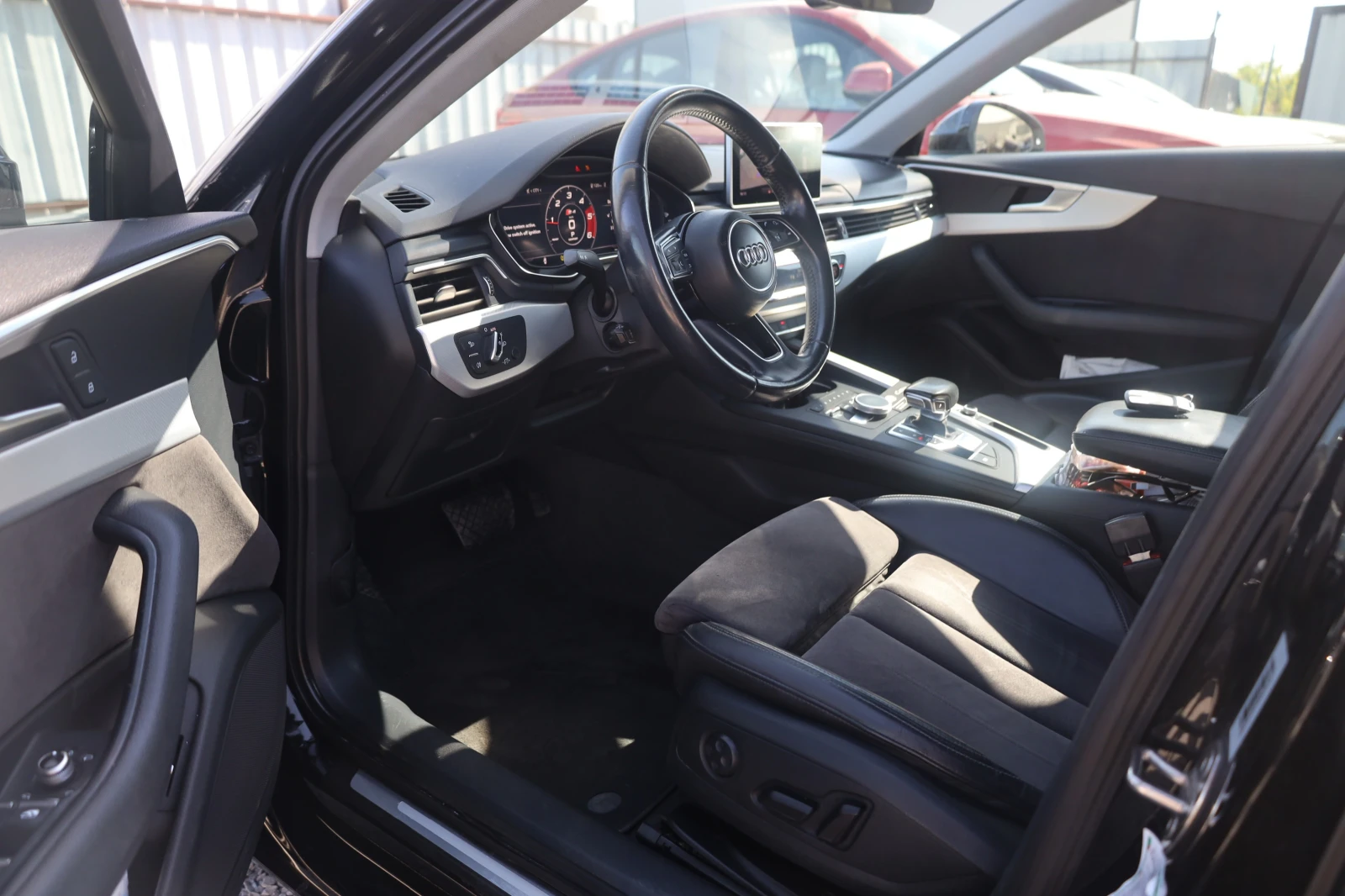 Audi A4 2.0 TDI KeyGO KAM SzH Alcantara Blind Lane #iCarbg