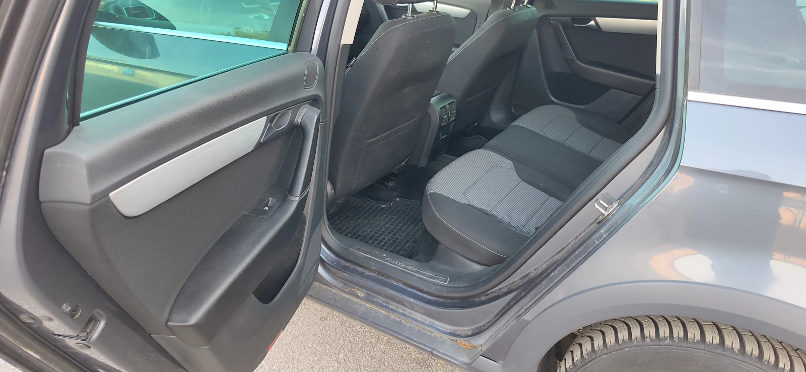 VW Alltrack 2.0 TDI * Панорама* , снимка 11 - Автомобили и джипове - 56448233