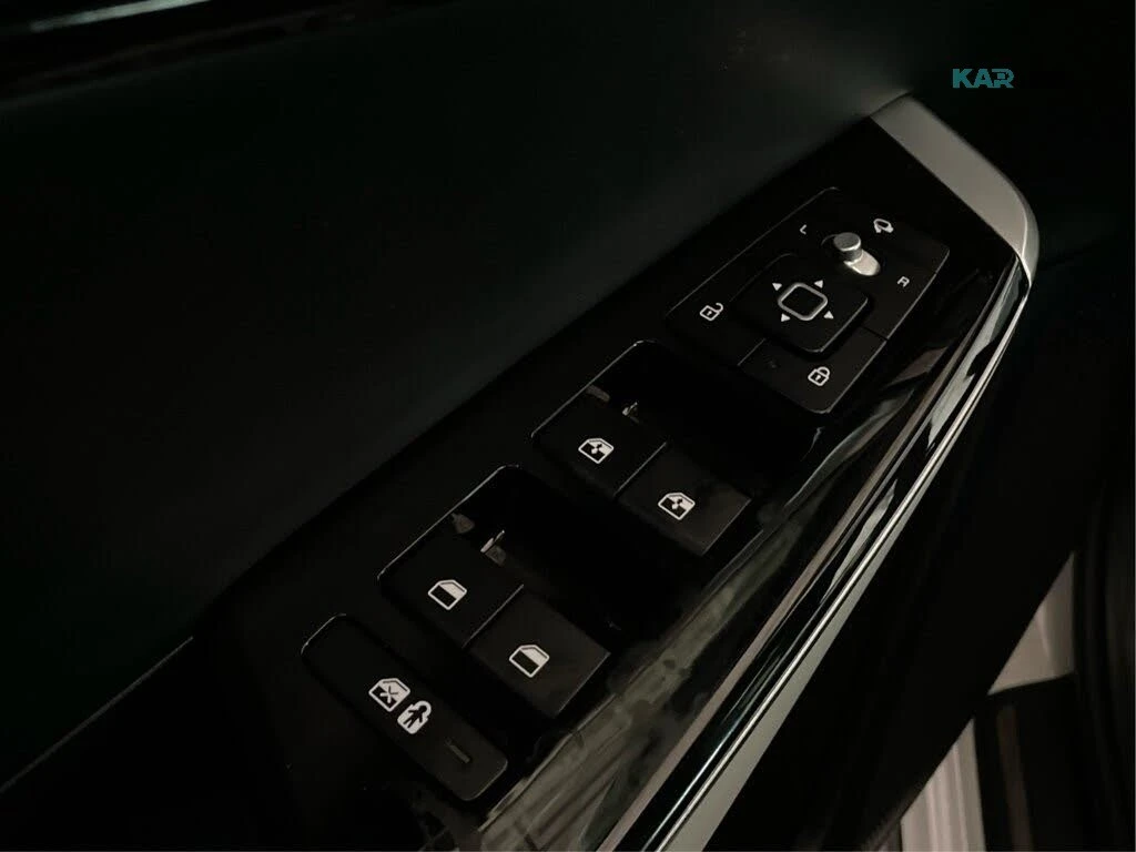 Kia EV6 LONG RANGE* GT LINE* 4X4* , снимка 13 - Автомобили и джипове - 56563902