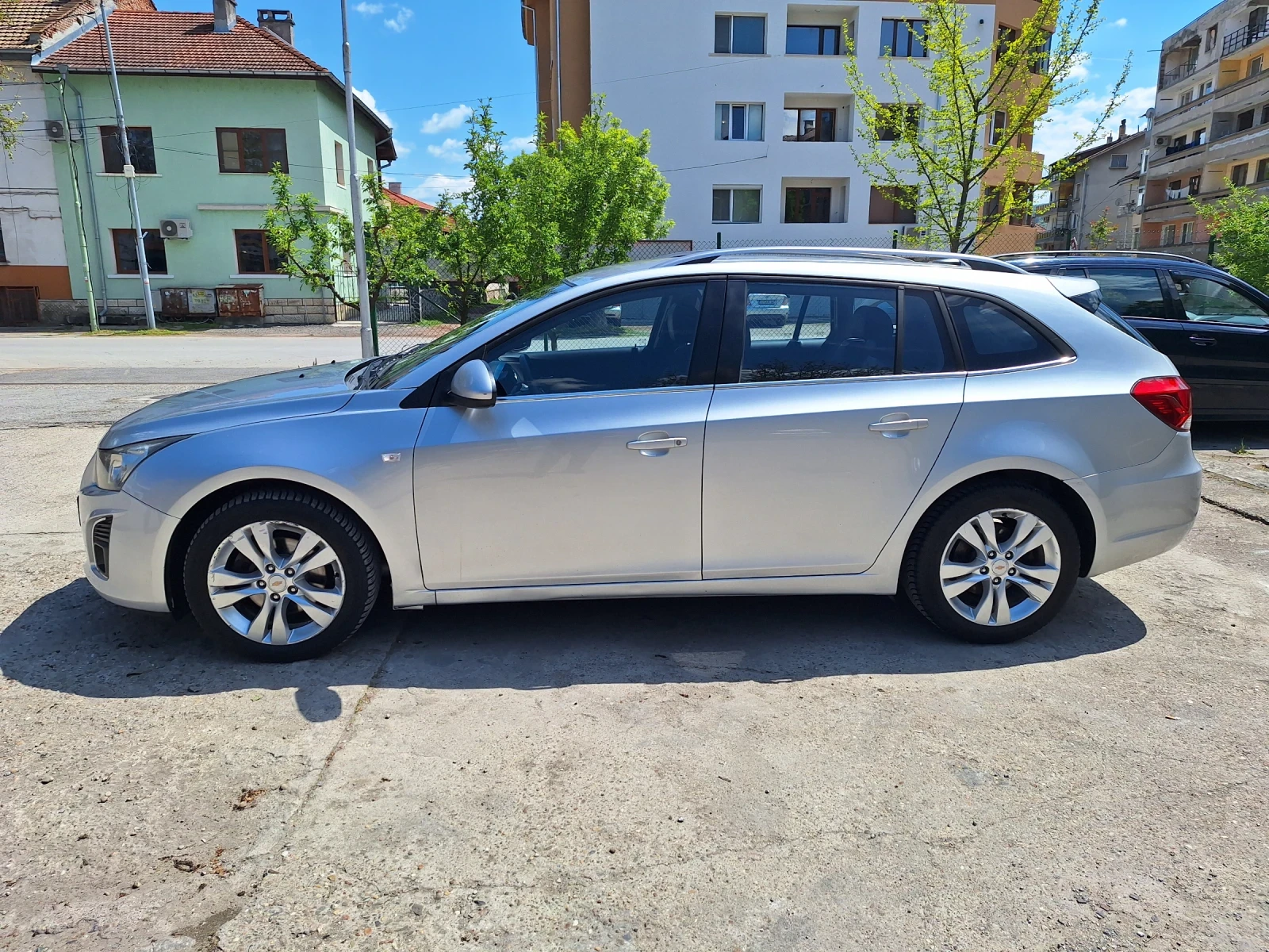 Chevrolet Cruze 2.0 дизел автомат, снимка 3 - Автомобили и джипове - 56642118