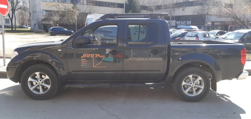 Nissan Navara, снимка 2 - Автомобили и джипове - 47835731