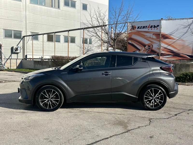 Toyota C-HR Lounge 1.8 Hybrid/Гаранция, снимка 2 - Автомобили и джипове - 52708894