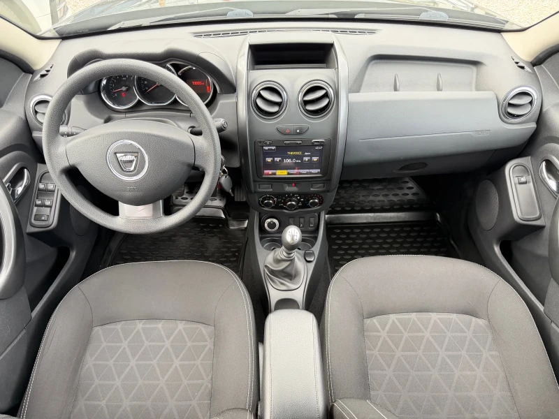 Dacia Duster 79000км, 4х4, 1.5dci Италия нова, снимка 9 - Автомобили и джипове - 52802379