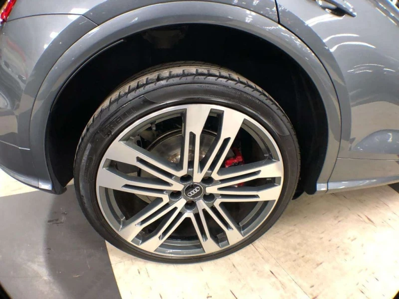 Audi SQ5 * quattro Prestige * CARFAX * ЦЕНА ДО БГ, снимка 9 - Автомобили и джипове - 53384100