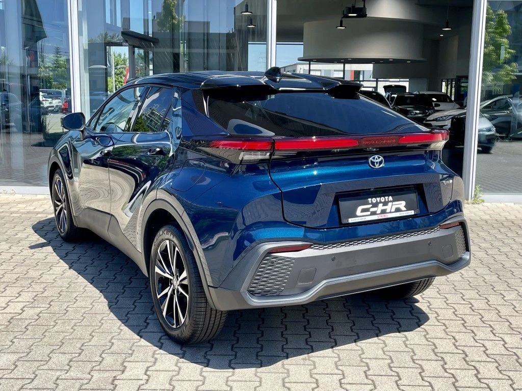 Toyota C-HR 2.0 Hybrid Team Deutschland Tech Package - изображение 5