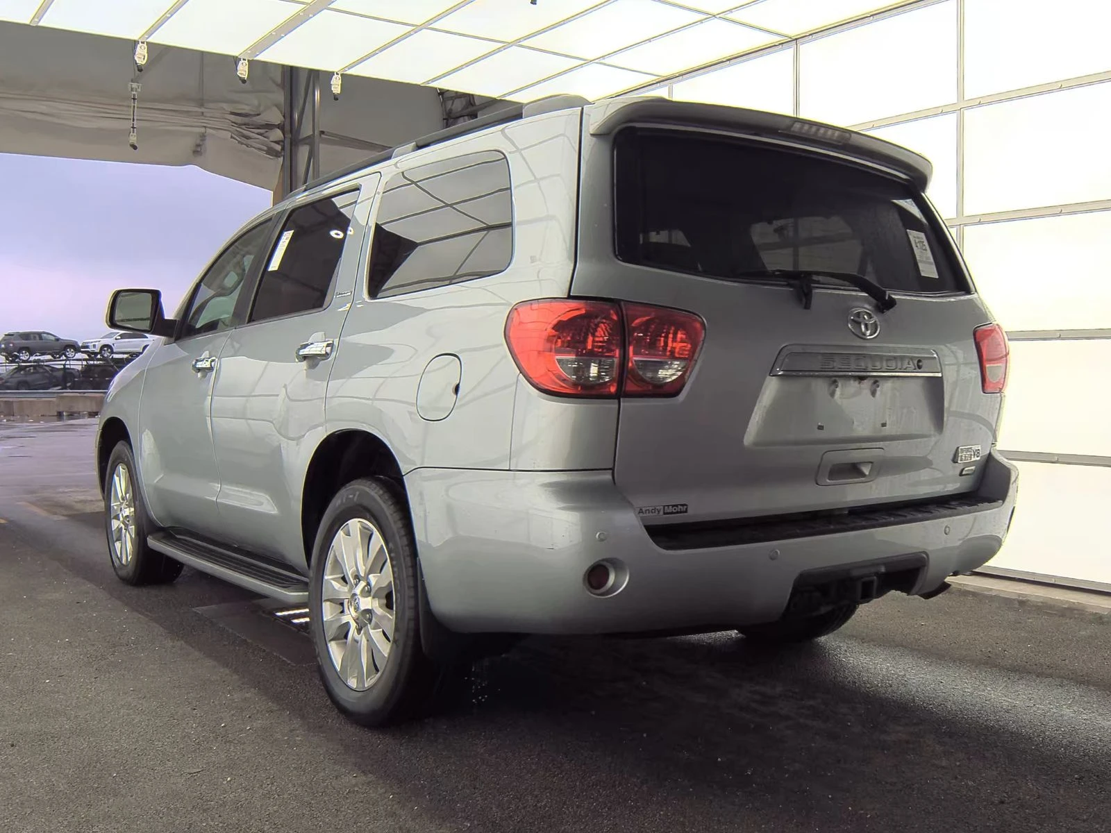 Toyota Sequoia PLATINUM* 5.7 V8* JBL* ПЕРФЕКТЕН ЗА ГАЗ - изображение 6