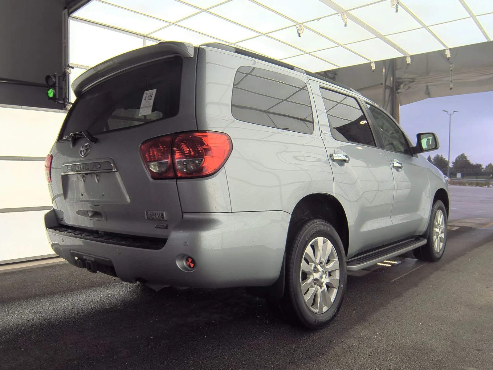 Toyota Sequoia PLATINUM* 5.7 V8* JBL* ПЕРФЕКТЕН ЗА ГАЗ - изображение 5