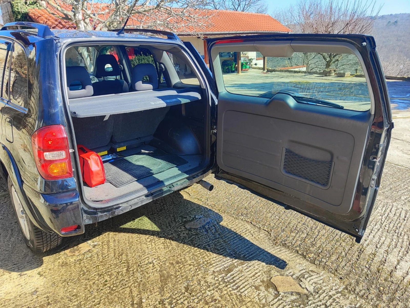 Toyota Rav4 2.0 D4D - изображение 6