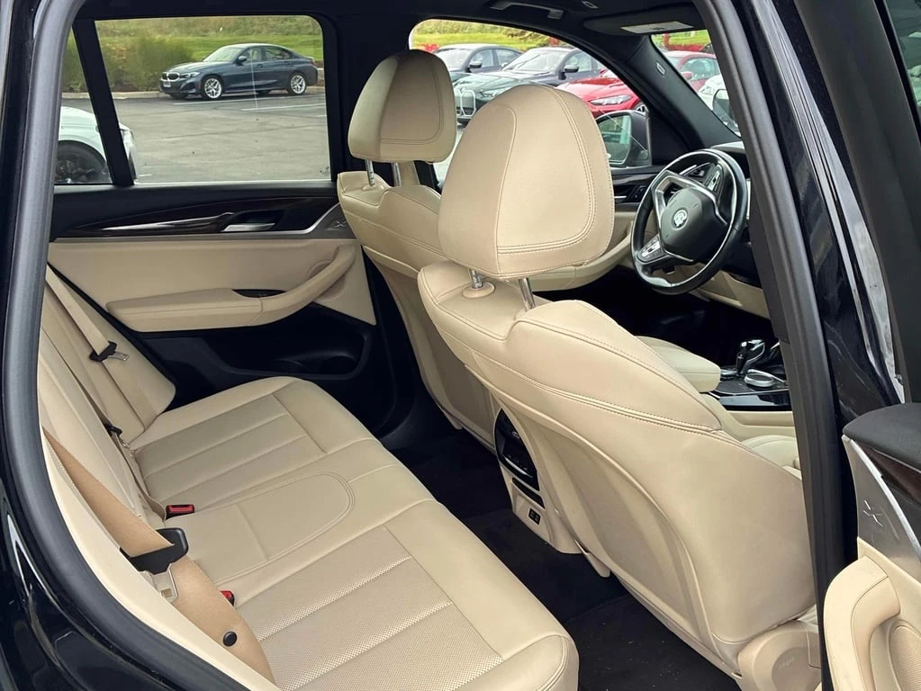 BMW X3 * xDrive30i * CARFAX *    | Mobile.bg   15