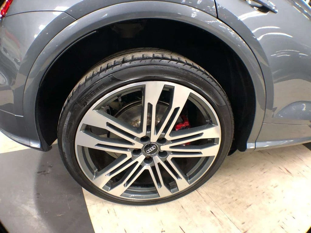 Audi SQ5 * quattro Prestige * CARFAX * ЦЕНА ДО БГ - изображение 9