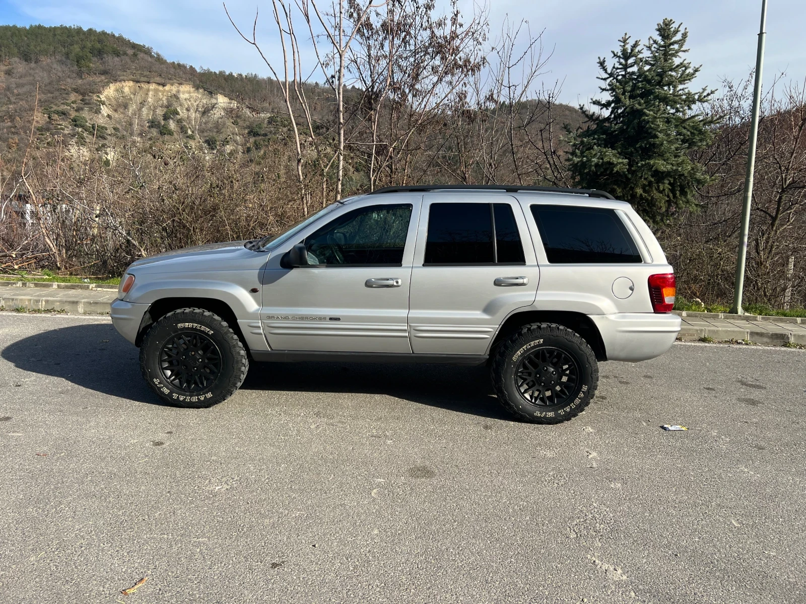 Jeep Grand cherokee  - изображение 3