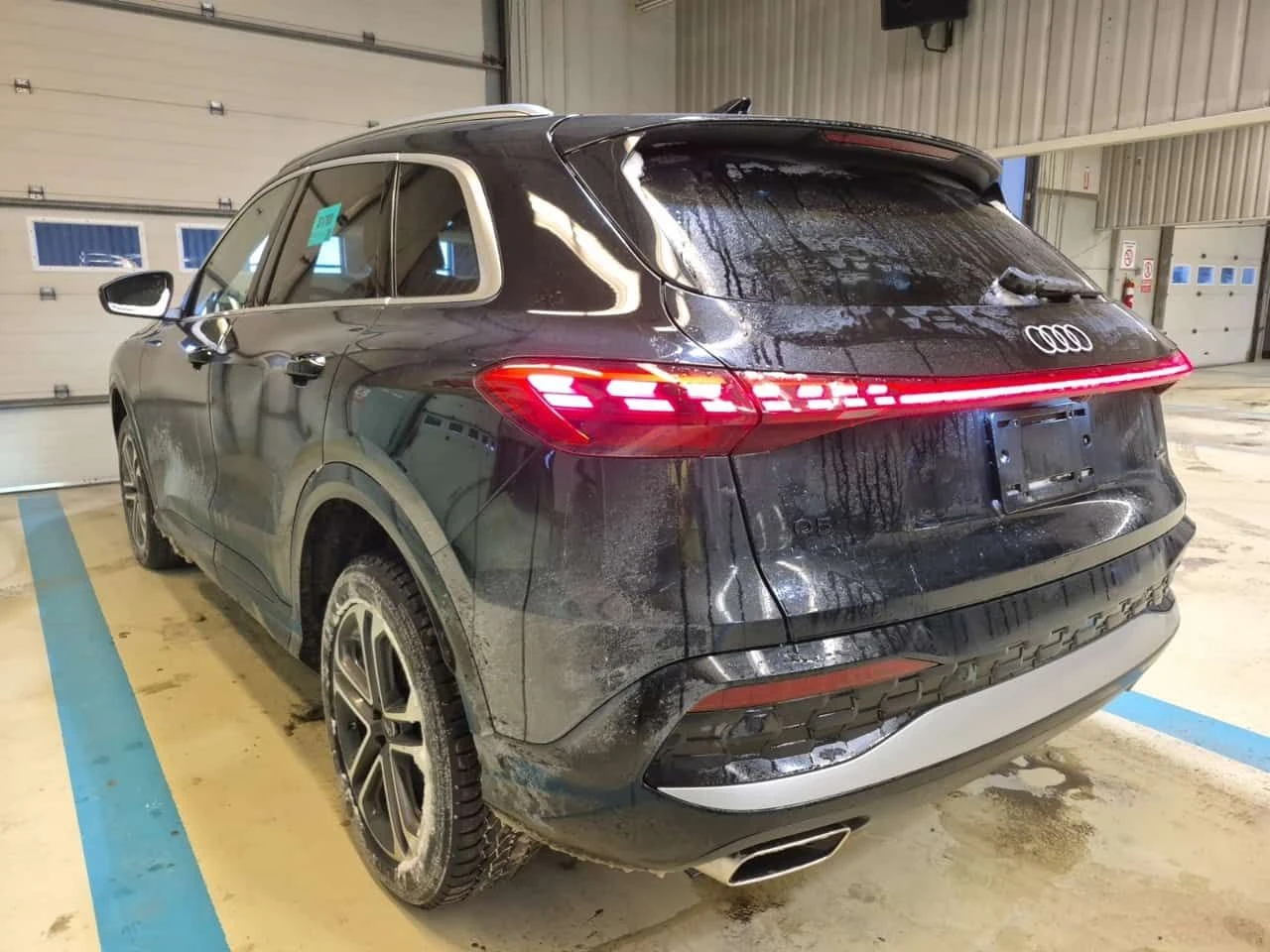 Audi Q5 Progressiv  CARFAX, снимка 4 - Автомобили и джипове - 53829669