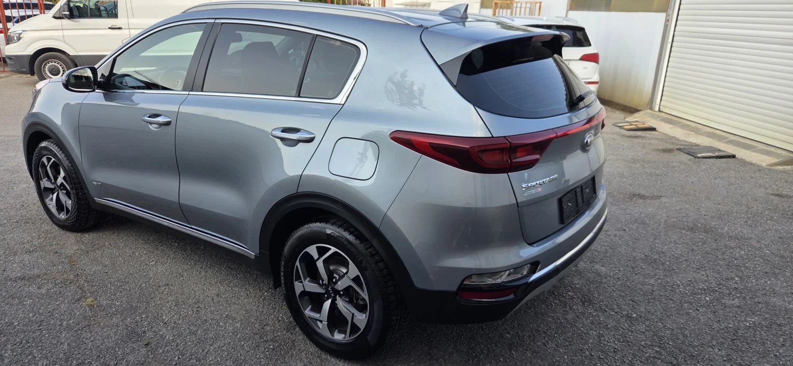 Kia Sportage 1.6T-177к.с/Евро6/Автоматик/Топ/Нави/Камера/4х4/, снимка 11 - Автомобили и джипове - 53851715
